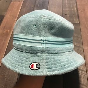 Men’s Champion Bucket Hat